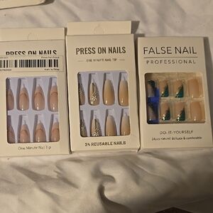 3 Press On Nails Set - Nude and  Green